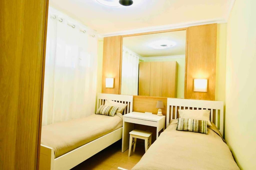 Costa Adeje, 2 Bedrooms Apartment Bagian luar foto